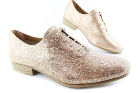 Dámske kožené púdrové topánky so zlatým odleskom TAMARIS
