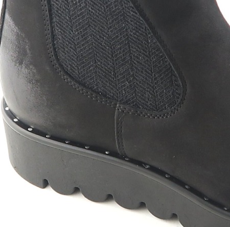 Komfortné čierne topánky s gumičkou ACORD