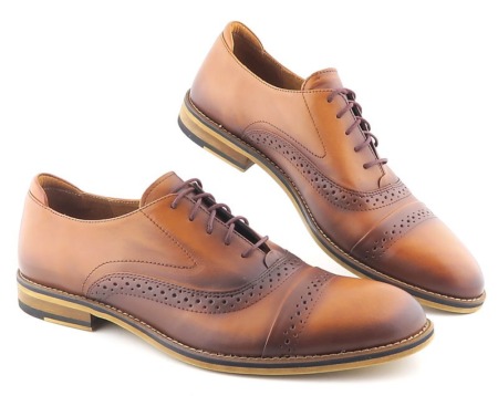 Elegantné kožené hnedé topánky s prešívaním