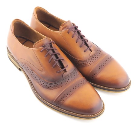 Elegantné kožené hnedé topánky s prešívaním