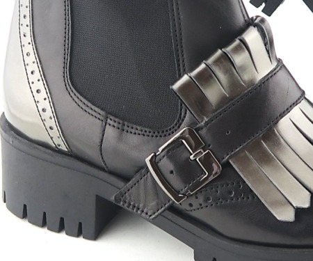 Štýlové kožené sivé topánky s gumičkou