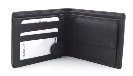 Praktická čierna kožená peňaženka LAGEN