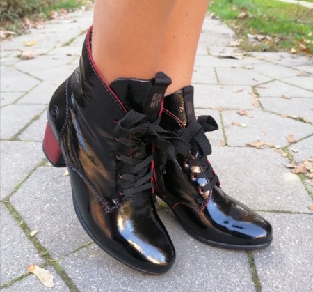 Členkové topánky čierne REMONTE D5475-02