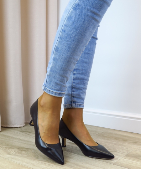 Čierne lodičky CAPRICE 9-22401-46