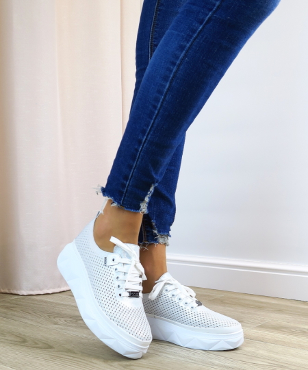 Strieborné sneakersy BOMBONELLA G352