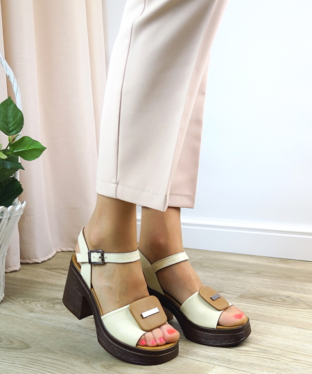 Béžové sandále BOMBONELLA 123.562