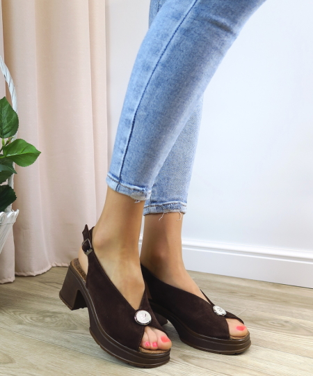 Tmavohnedé sandále BOMBONELLA 115.E4052