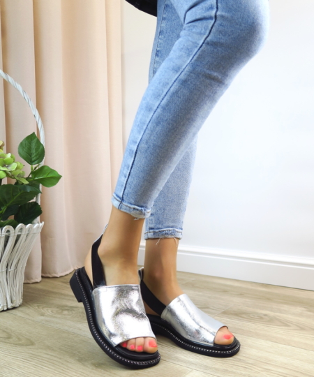 Strieborné sandále BOMBONELLA G029