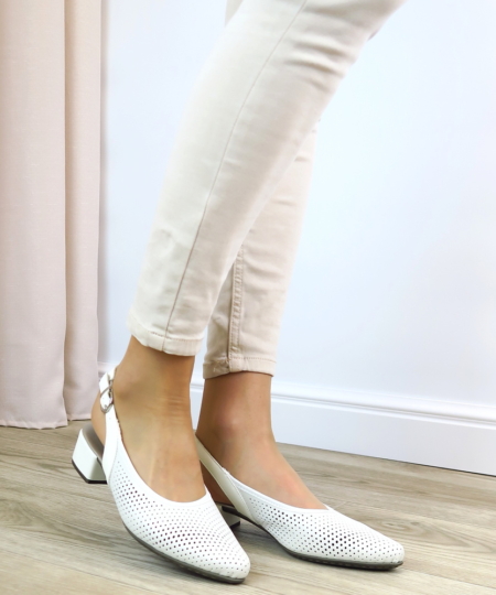 Biele sandále RIEKER 47066-80