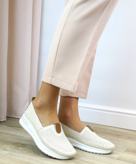 Béžové topánky CAMBELL 26-07342