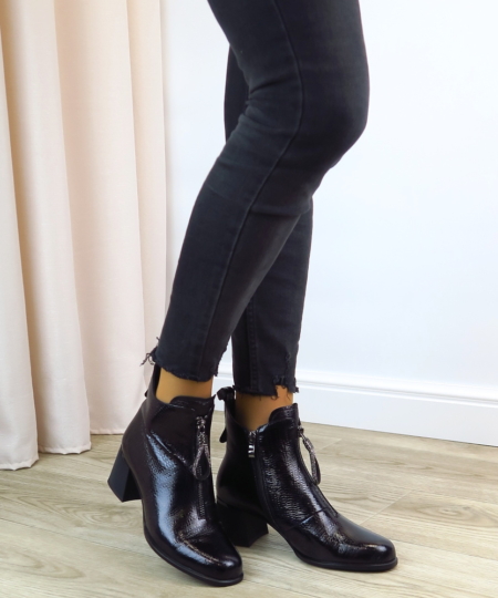 Čierne členkové topánky LADIES 2658