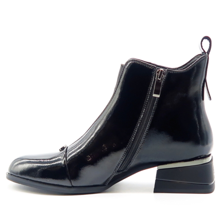Čierne lakované topánky LADIES 2643