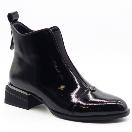 Čierne lakované topánky LADIES 2643