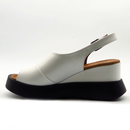 Biele sandále MISSTIC VIO-573